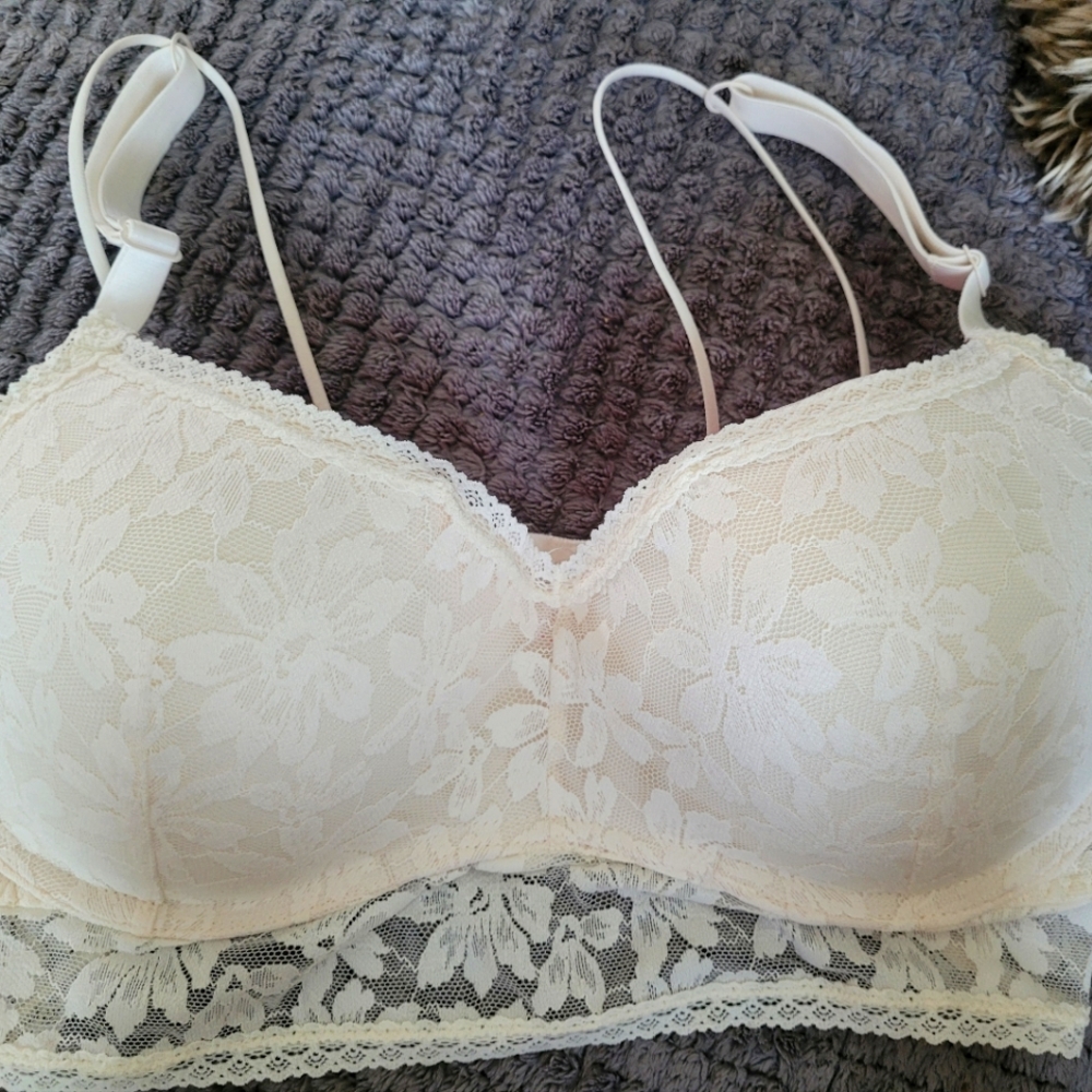Elegant PINK Cream Lace Bra
